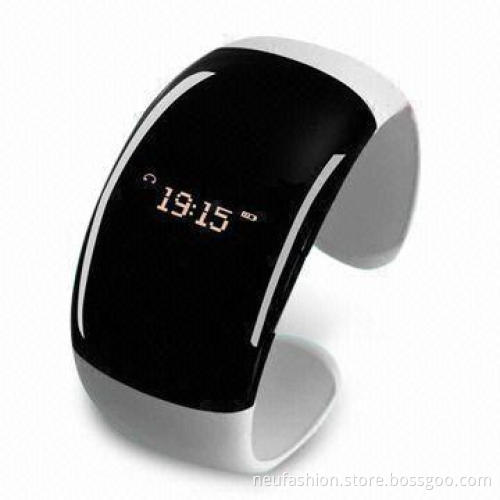 Bluetooth® Bracelet with Two-button Operating System and Caller ID